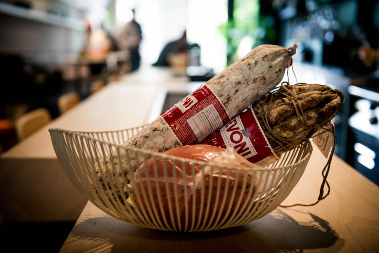 Fitz Roy Urban Hotel, Bar And Garden มาสทริชท์ ภายนอก รูปภาพ