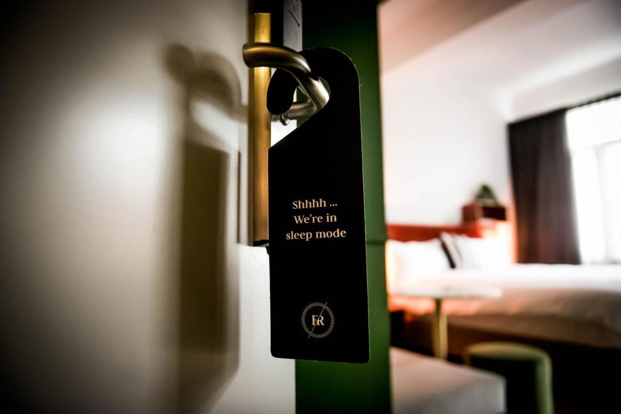 Fitz Roy Urban Hotel, Bar And Garden มาสทริชท์ ภายนอก รูปภาพ